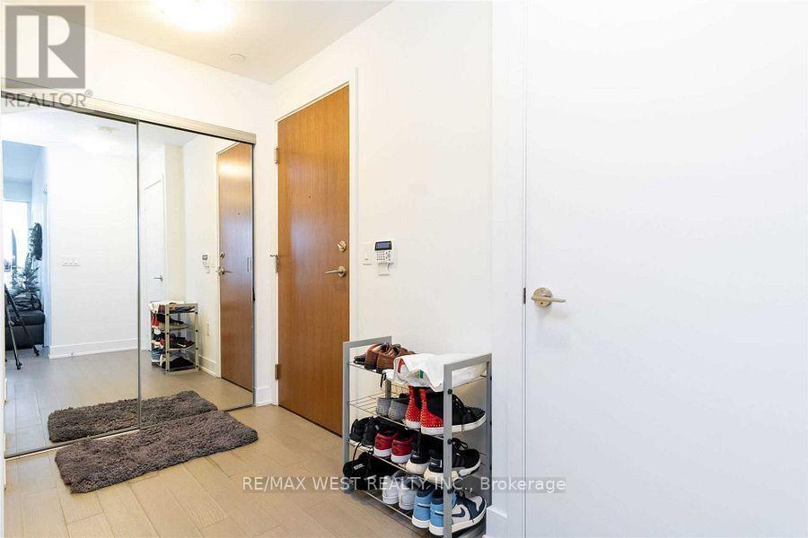 5111 - 30 Shore Breeze Drive, Toronto, ON - Indoor Photo Showing Other Room