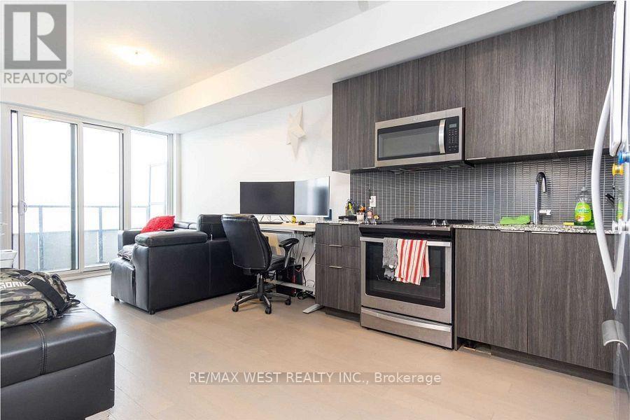 5111 - 30 Shore Breeze Drive, Toronto, ON - Indoor