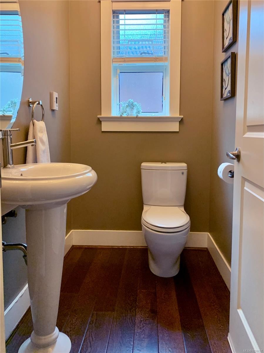 15-675 Superior St, Victoria, BC