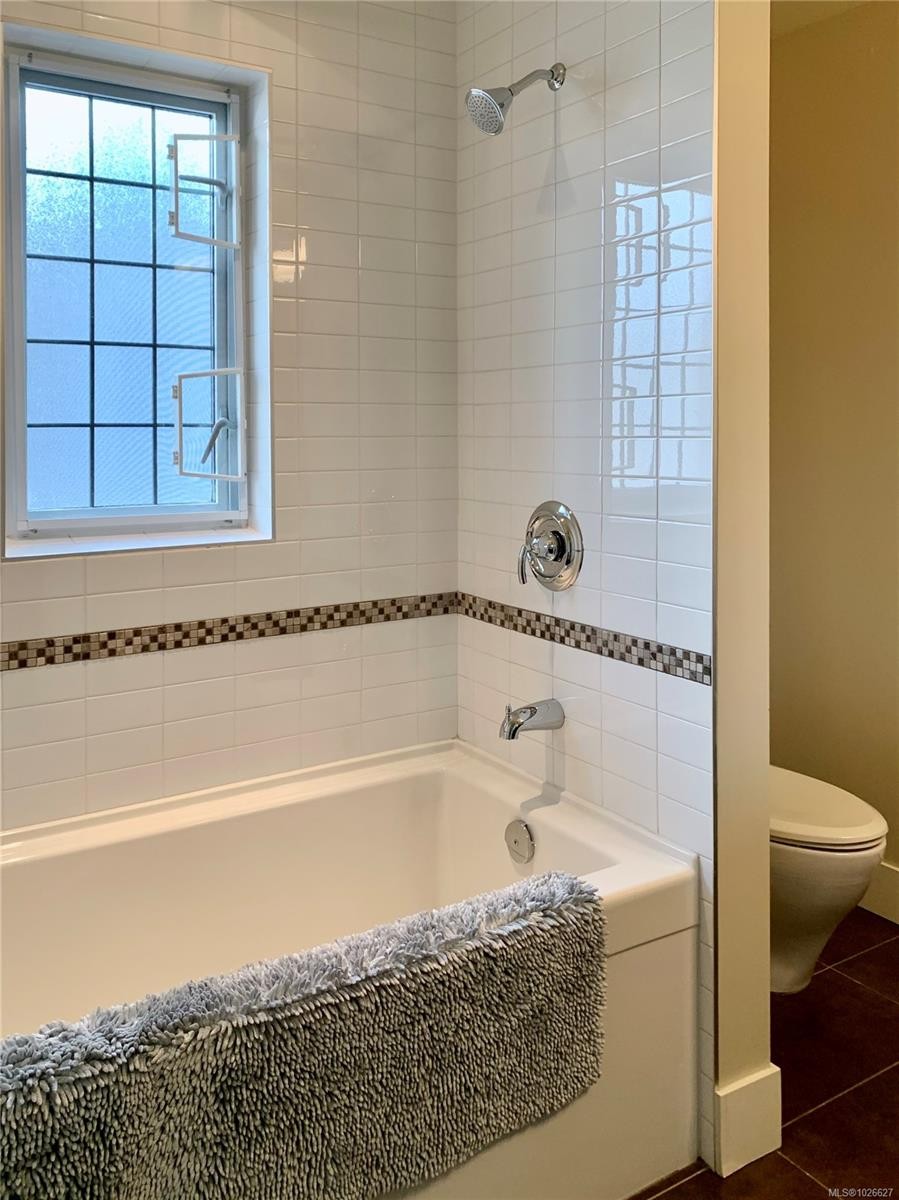 15-675 Superior St, Victoria, BC