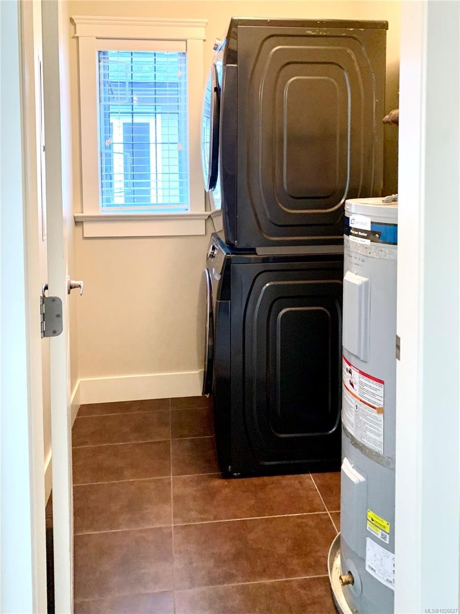 15-675 Superior St, Victoria, BC