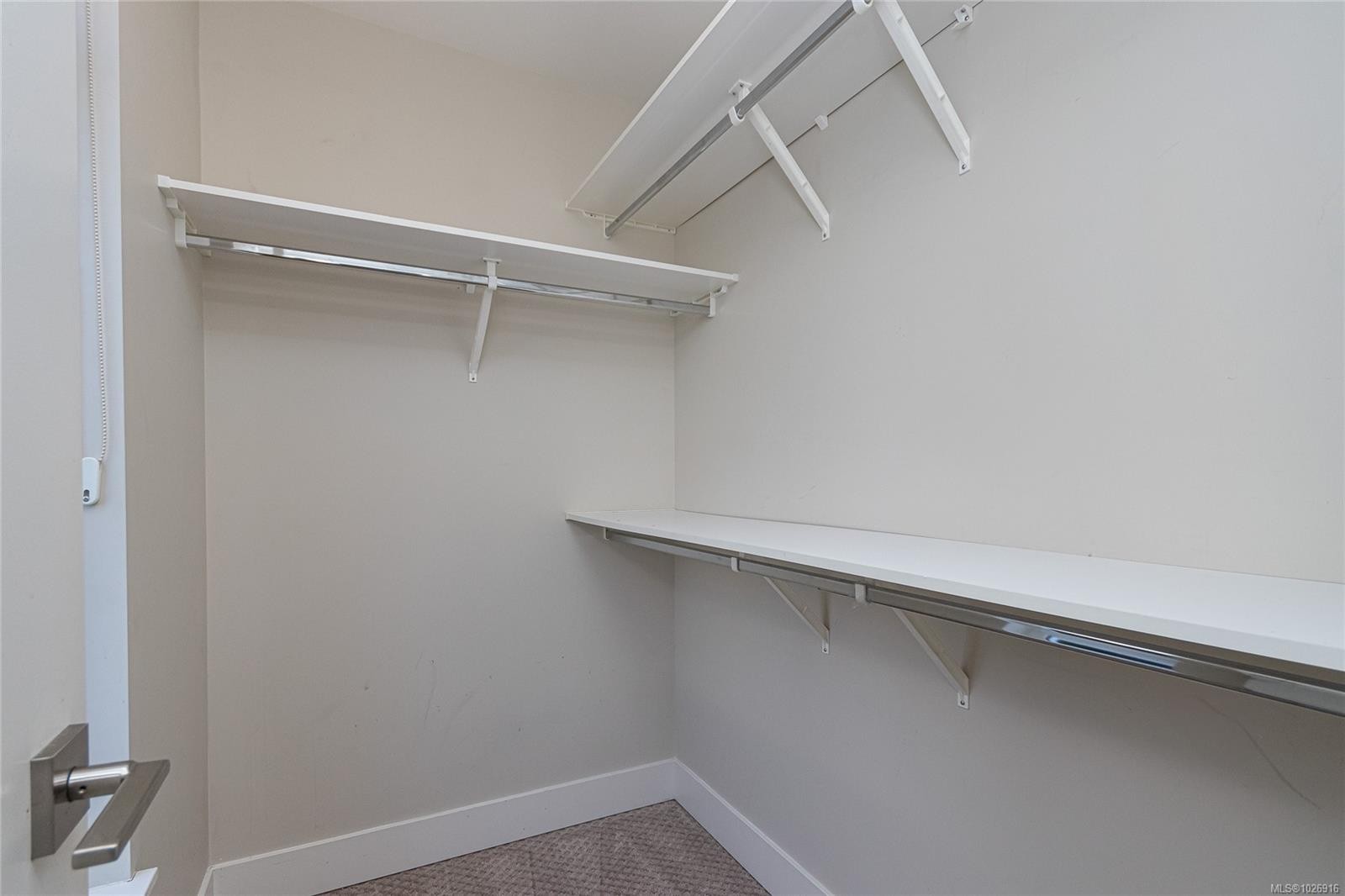 14-235 Island Hwy, View Royal, BC