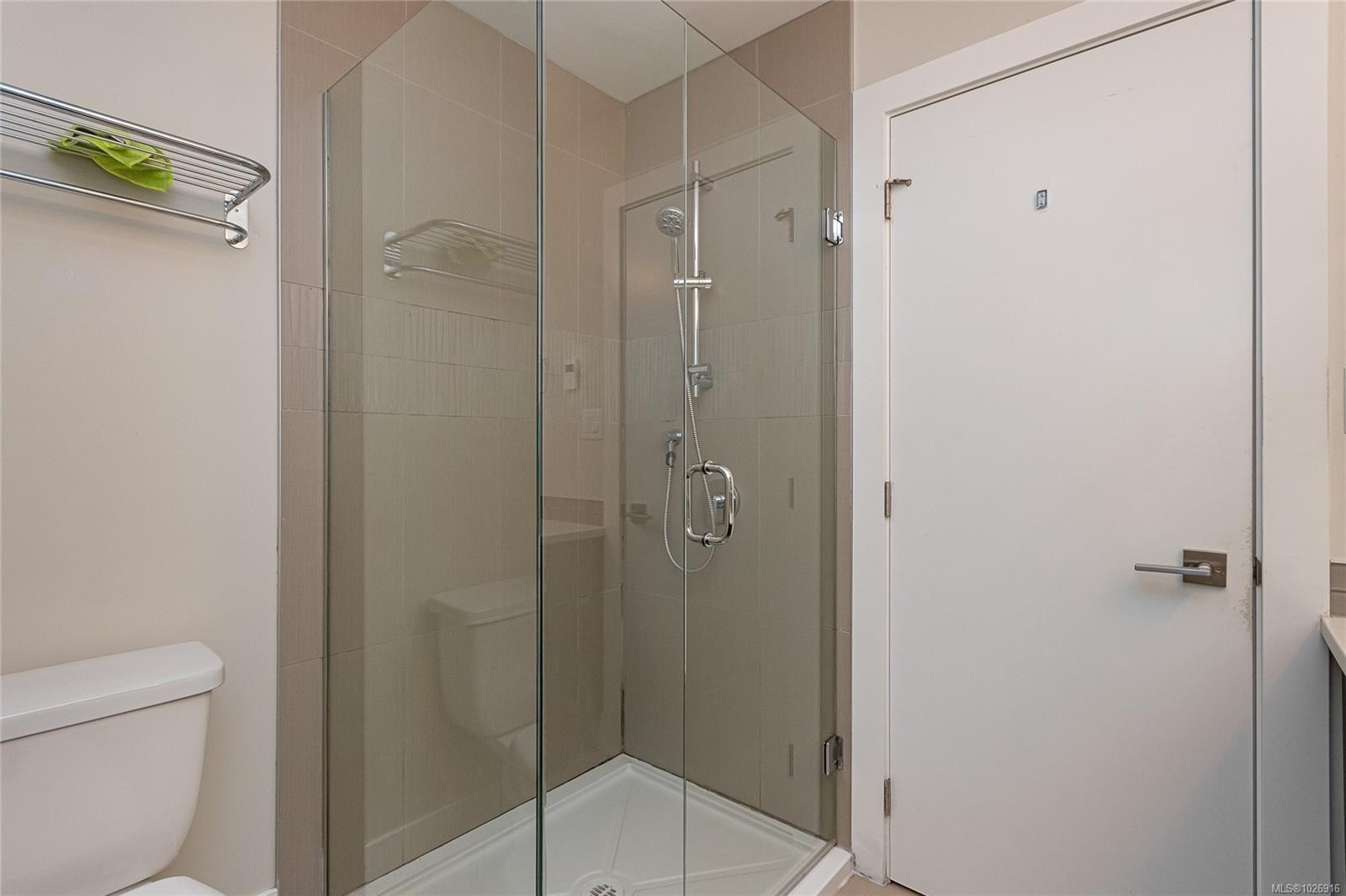 14-235 Island Hwy, View Royal, BC