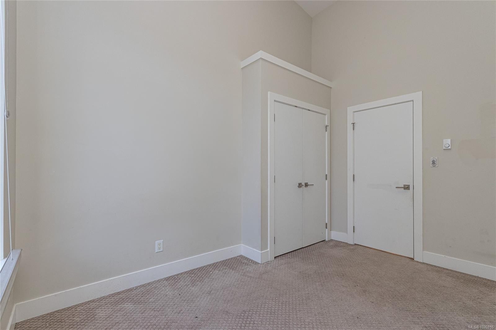 14-235 Island Hwy, View Royal, BC