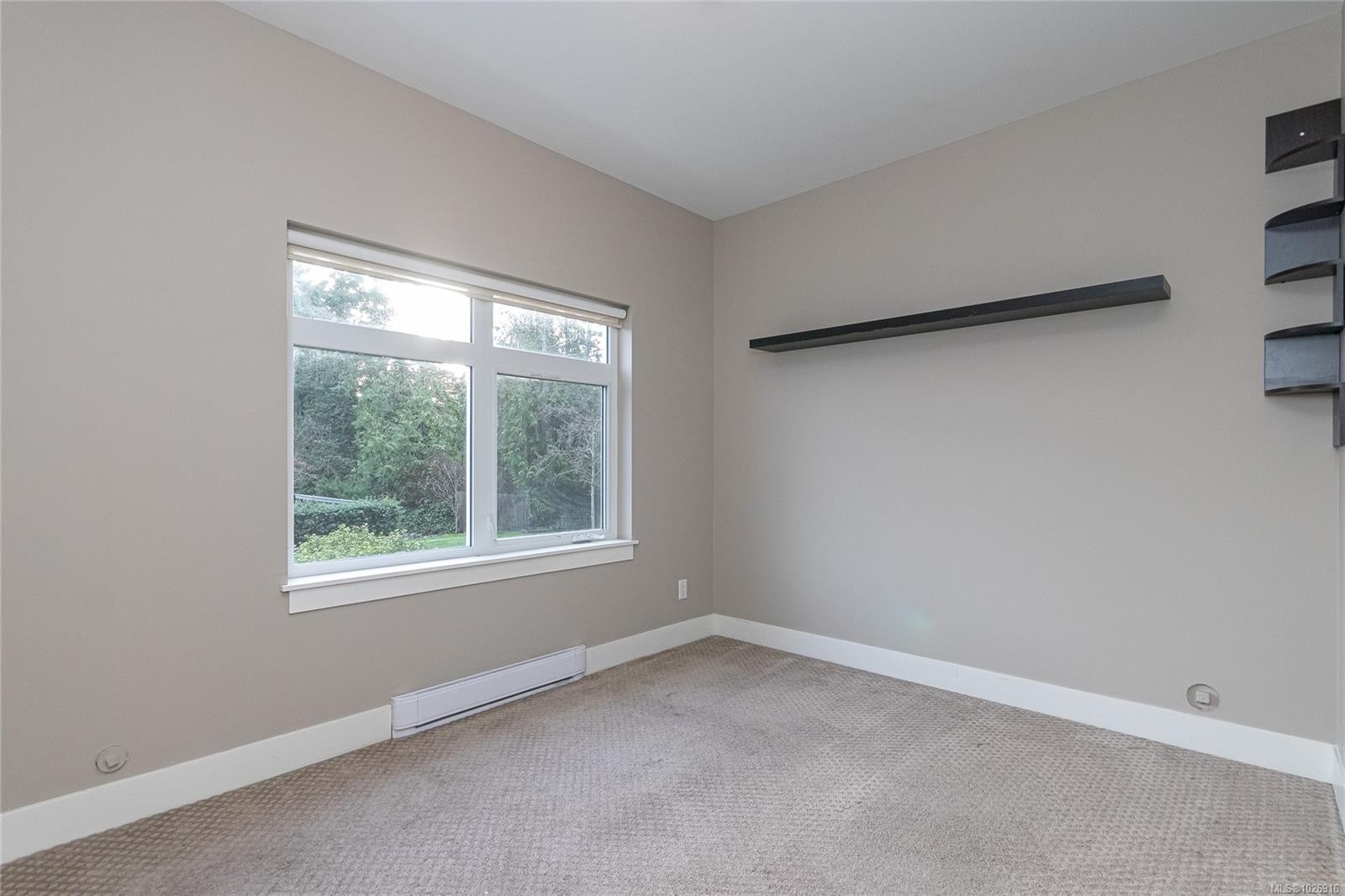 14-235 Island Hwy, View Royal, BC