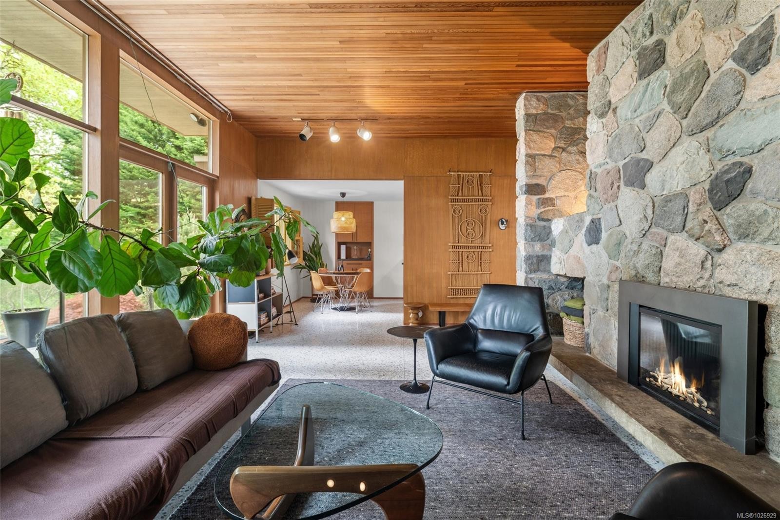 6110 Grieve Rd, Duncan, BC