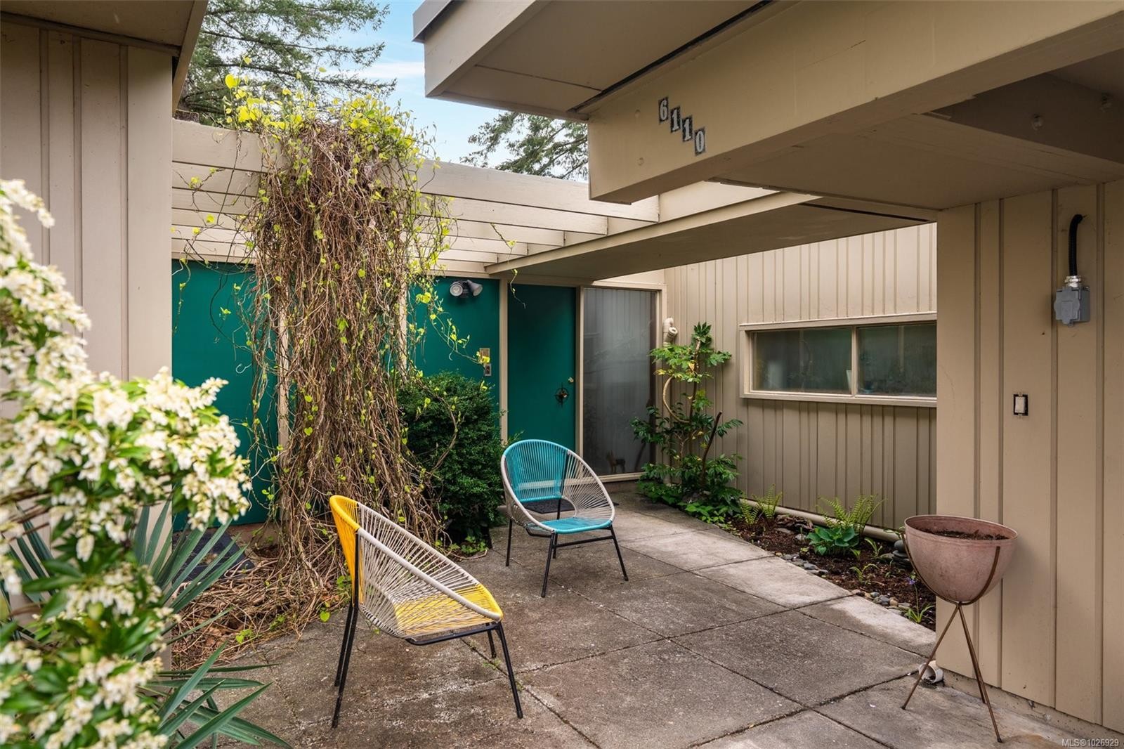 6110 Grieve Rd, Duncan, BC