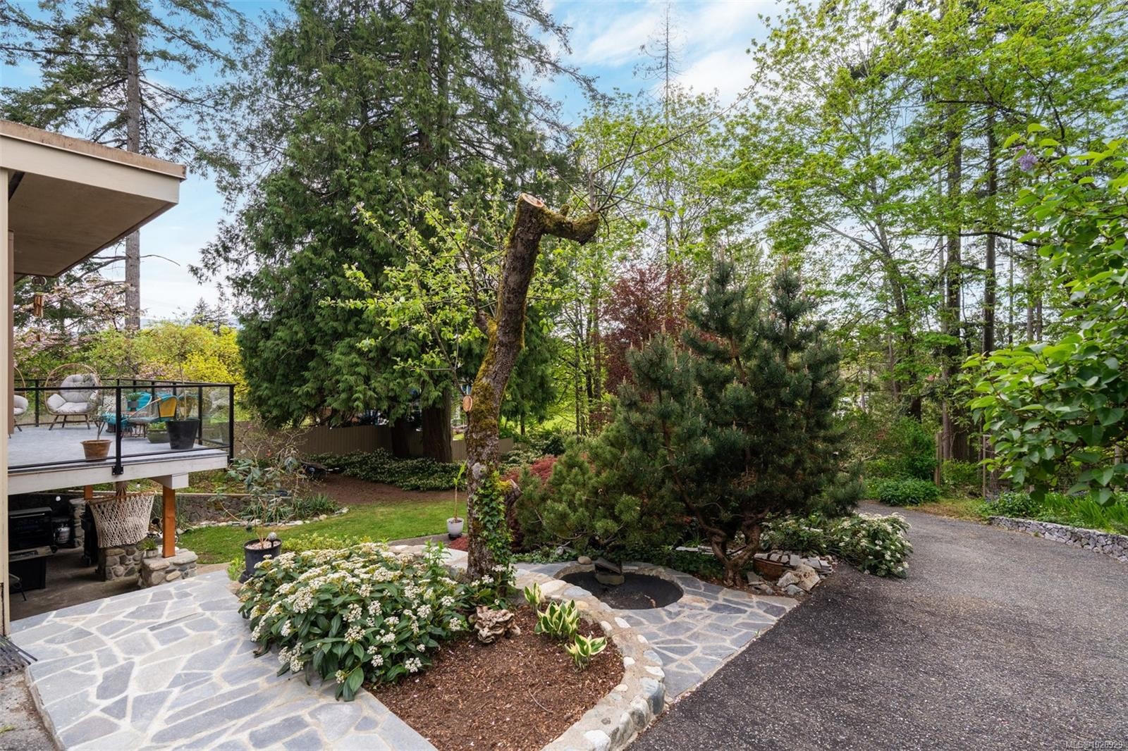 6110 Grieve Rd, Duncan, BC