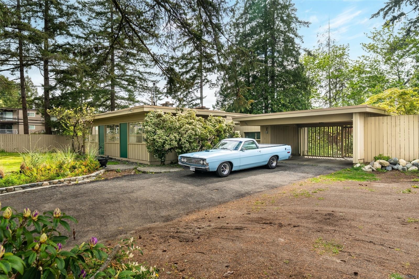 6110 Grieve Rd, Duncan, BC