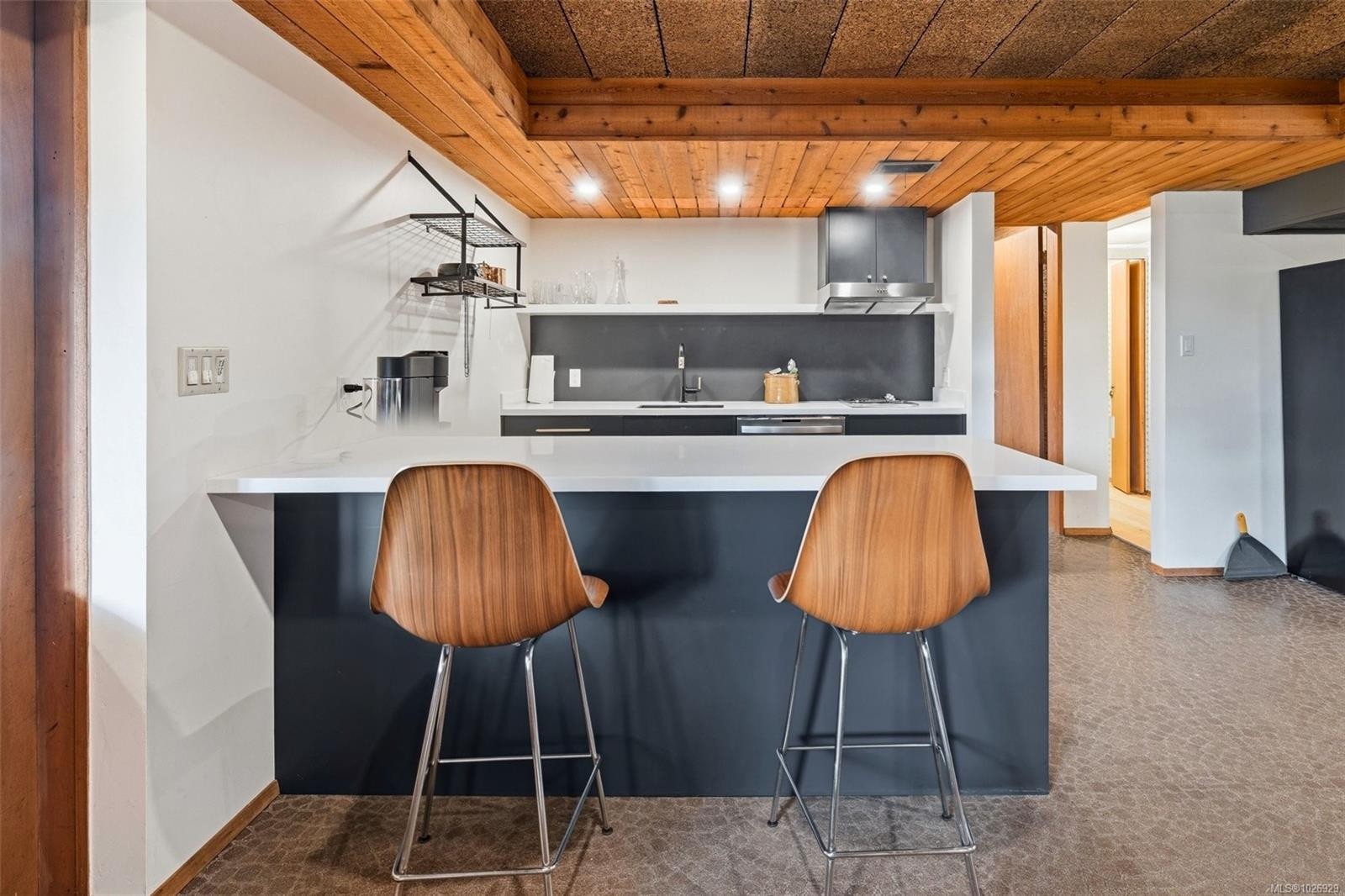 6110 Grieve Rd, Duncan, BC