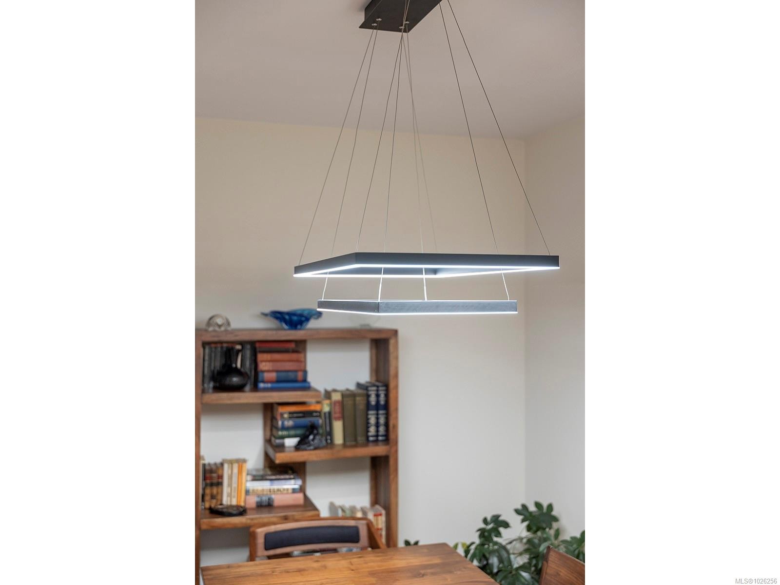 202-1501 Richmond Rd, Victoria, BC - Indoor