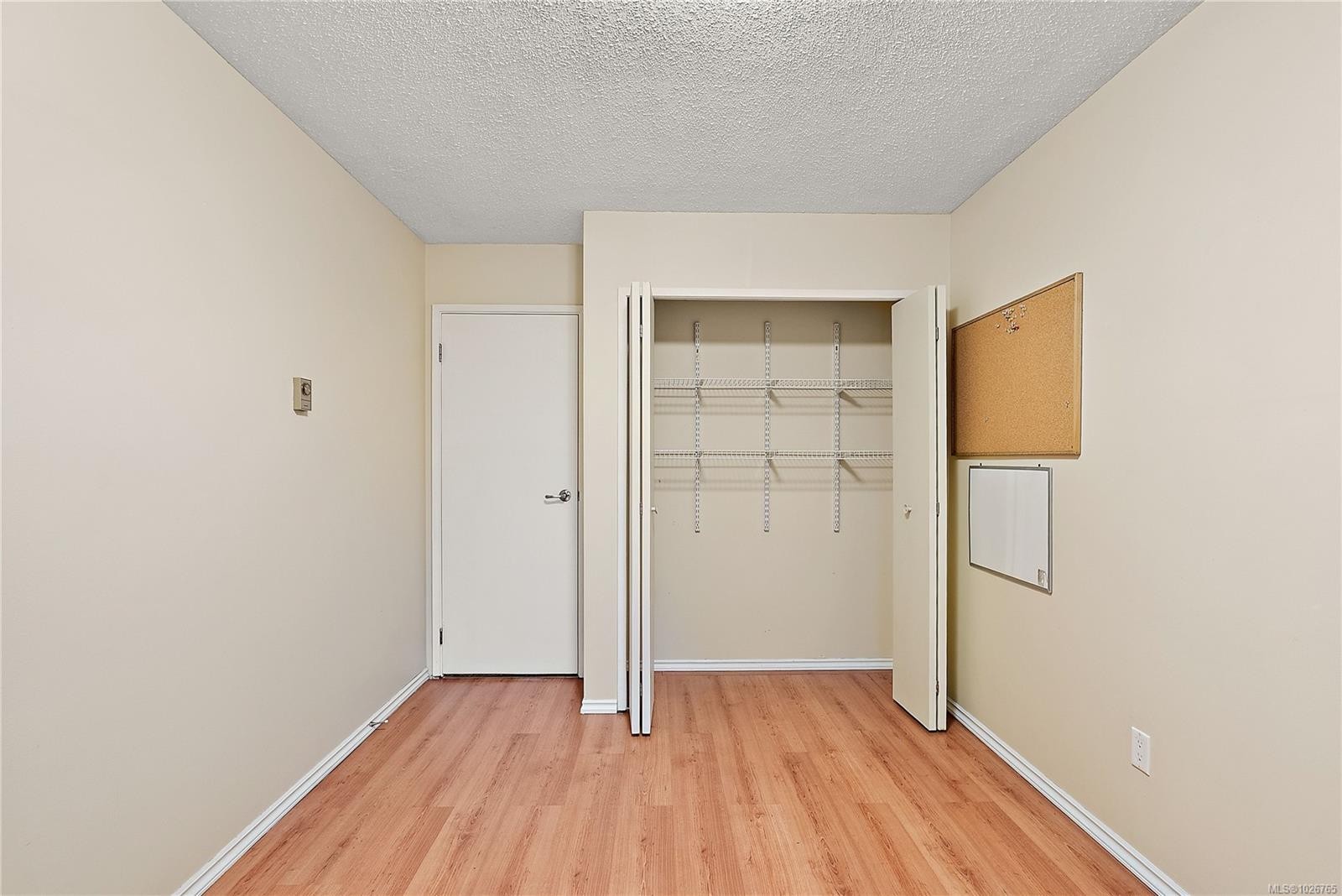 13-897 Admirals Rd, Esquimalt, BC