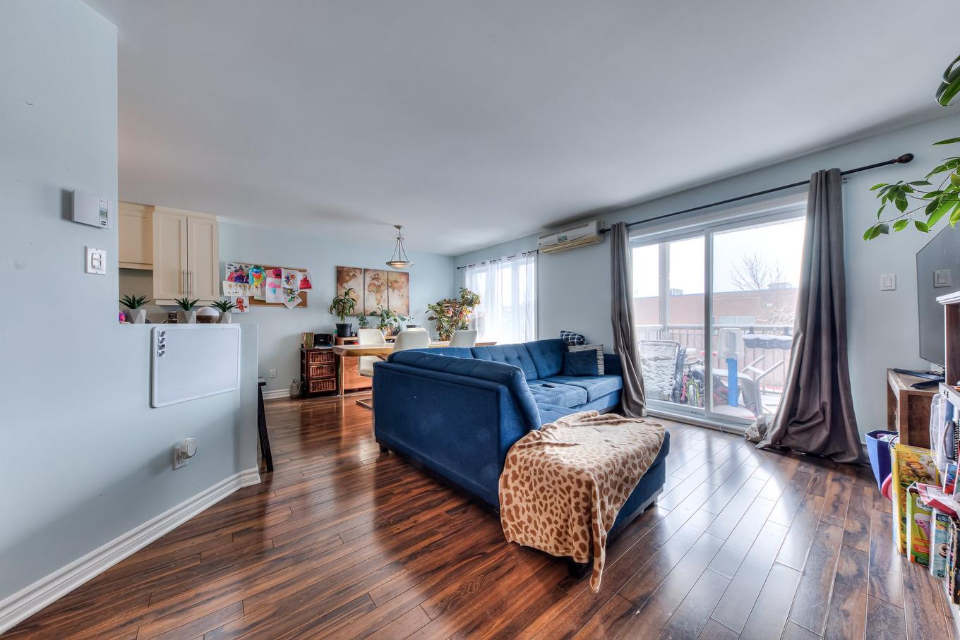 Overall view - 105 Rue Roland-Chagnon, Saint-Basile-Le-Grand, QC - Indoor Photo Showing Living Room