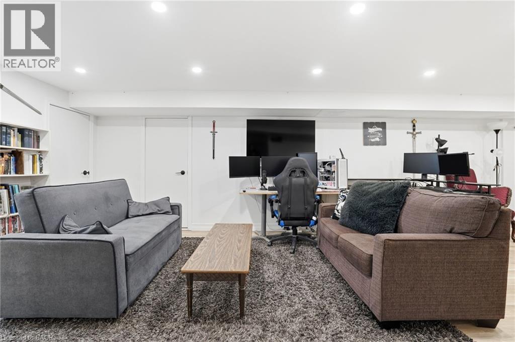 59 Oakley Court, Ancaster, ON - Indoor