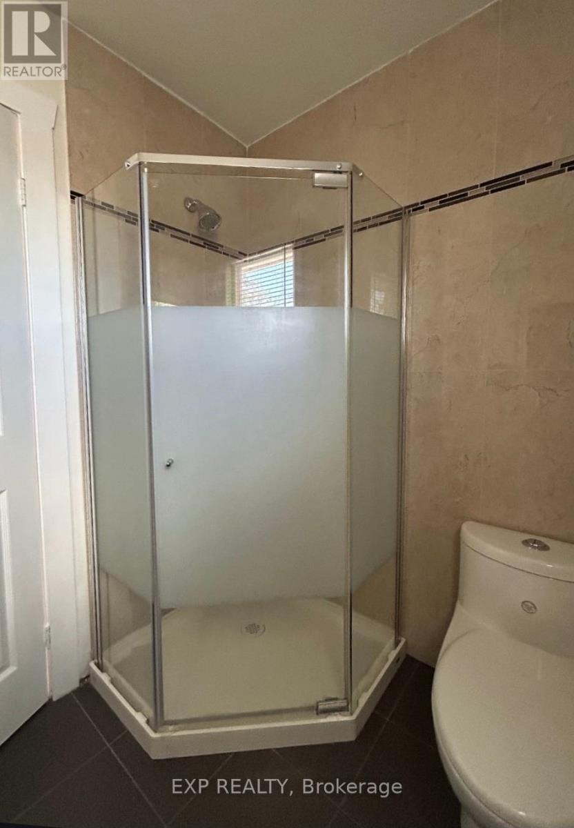 1104 Sawgrass Crescent, Mississauga, ON - Indoor Photo Showing Bathroom