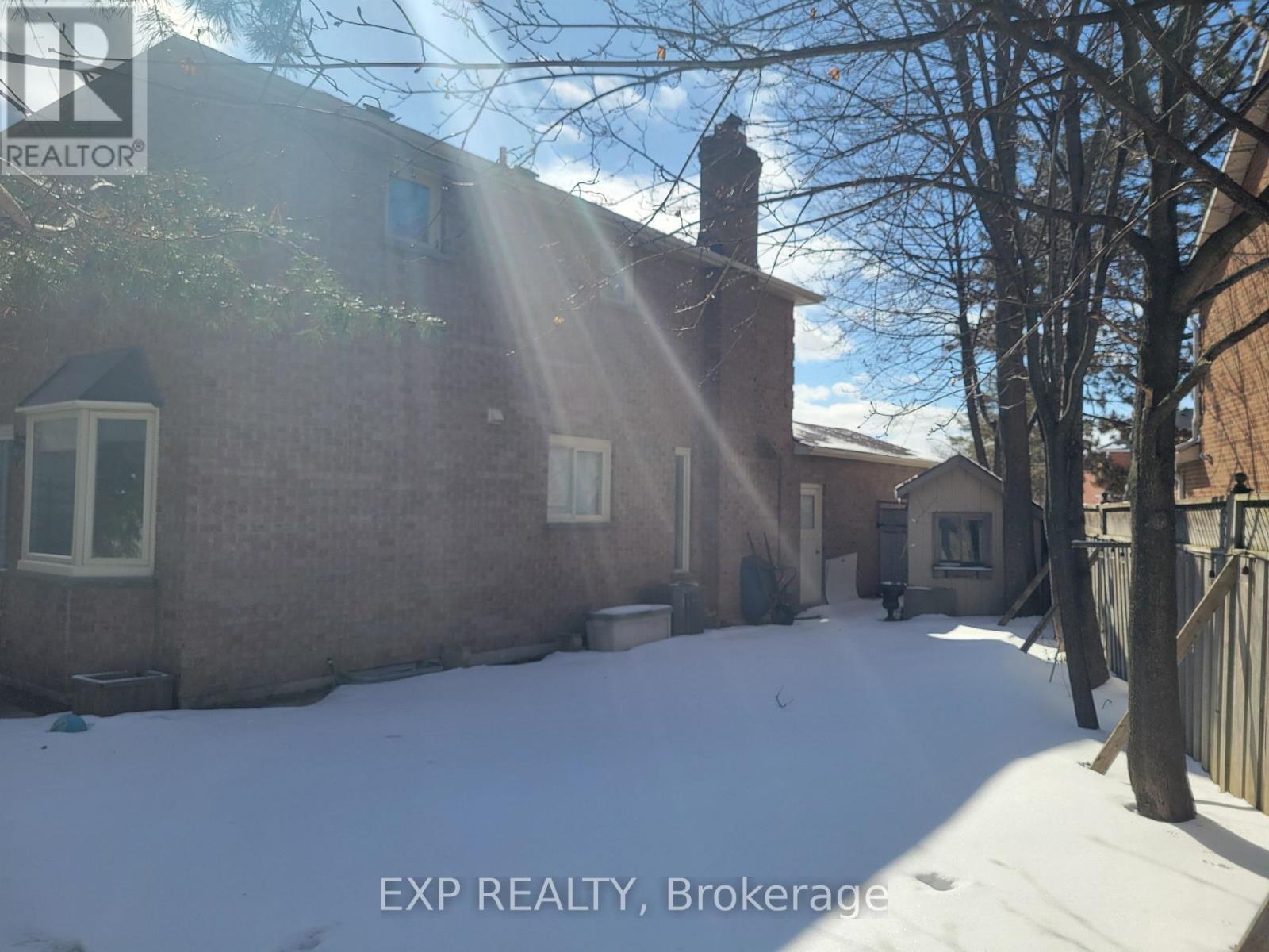 1104 Sawgrass Crescent, Mississauga, ON - Outdoor