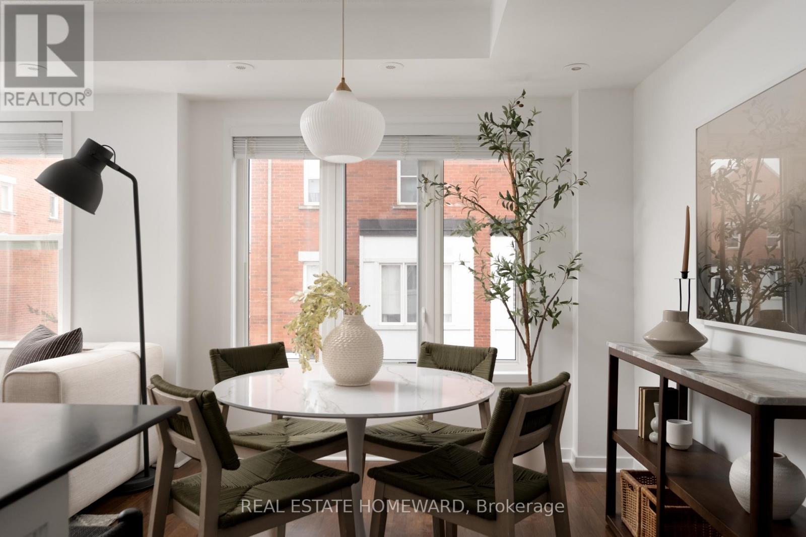 1 - 82 Munro Street, Toronto, ON - Indoor Photo Showing Dining Room