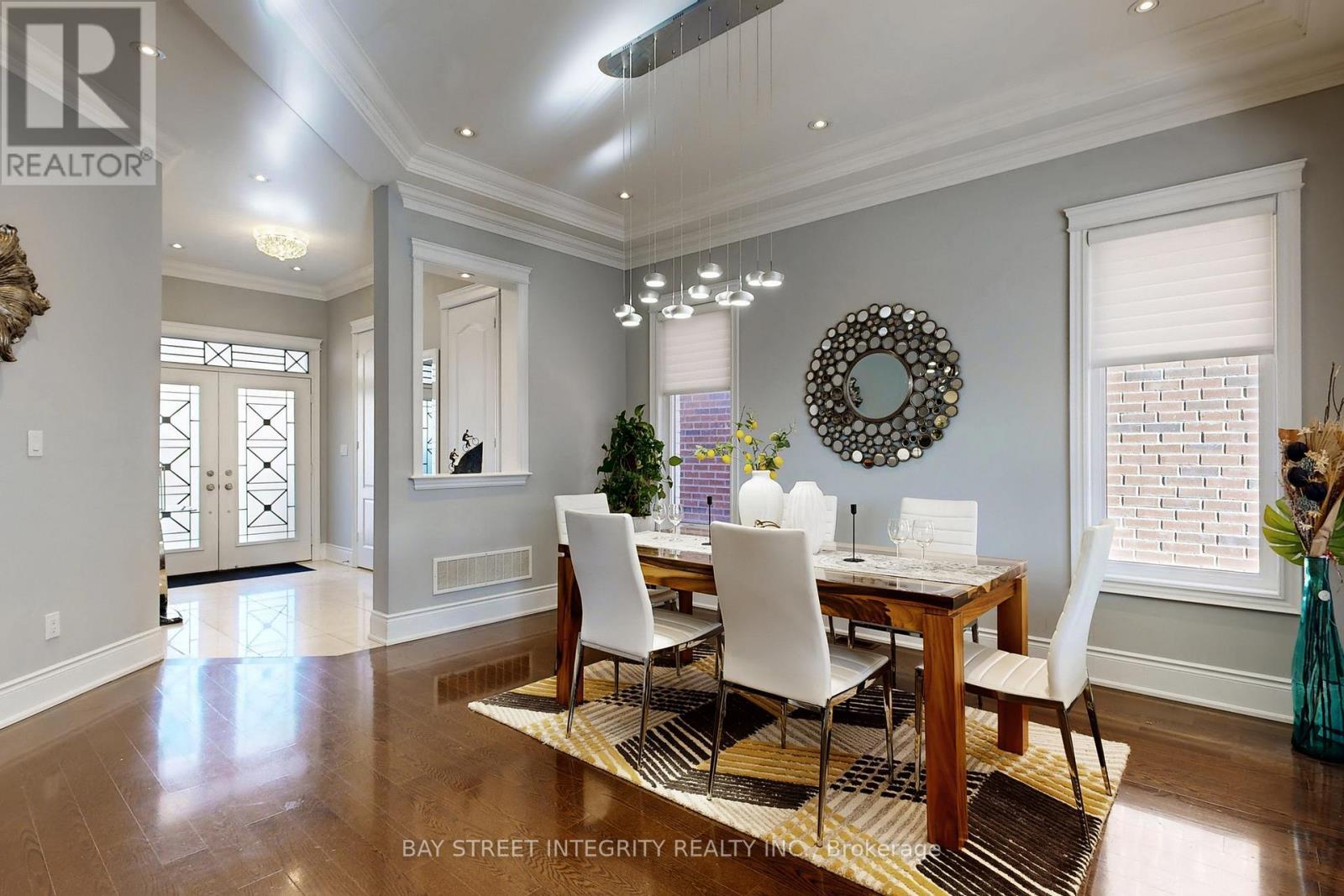 170 Crane Street, Aurora, ON - Indoor Photo Showing Dining Room