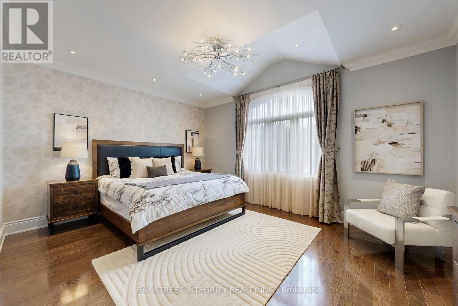 170 Crane Street, Aurora, ON - Indoor Photo Showing Bedroom