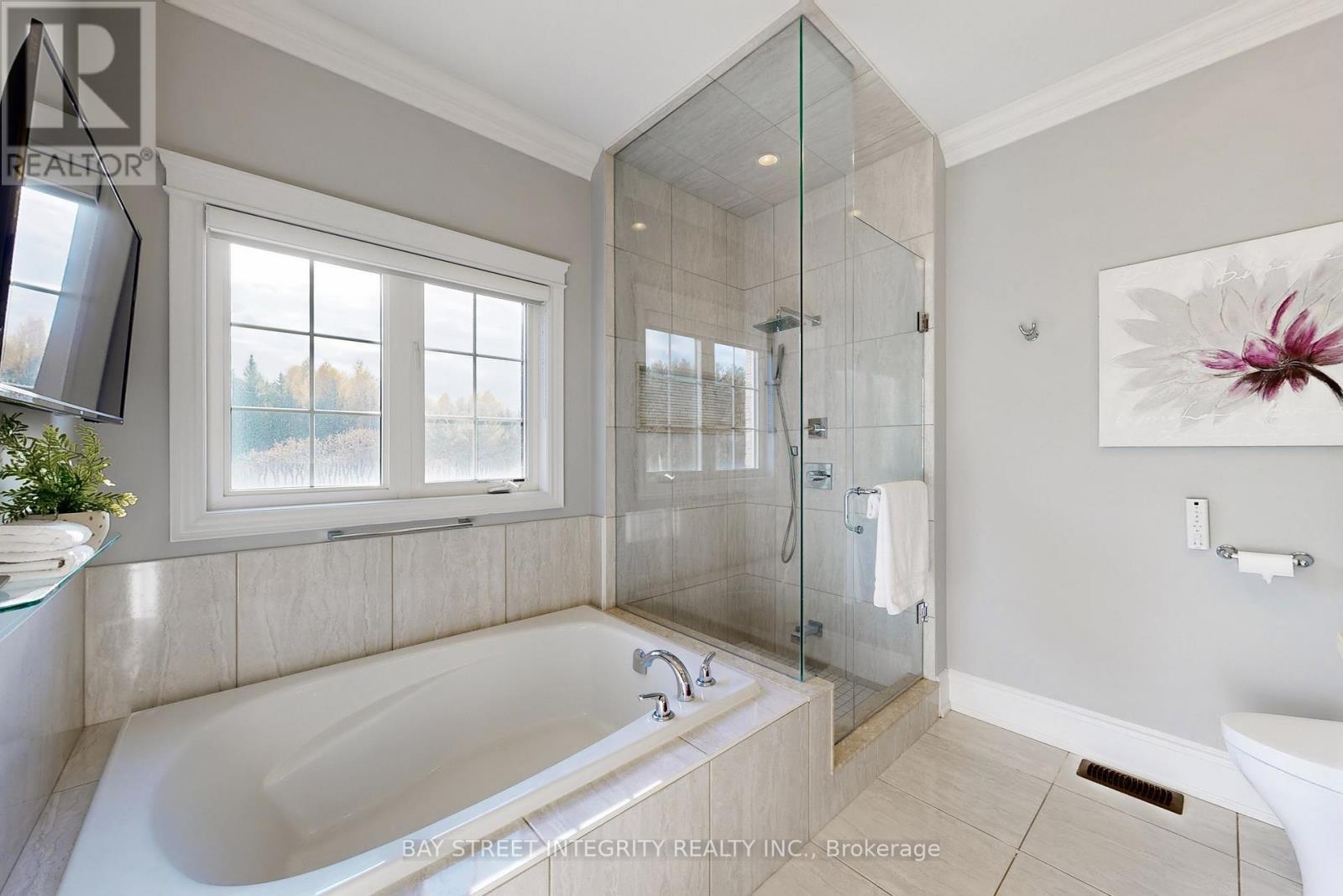 170 Crane Street, Aurora, ON - Indoor Photo Showing Bathroom