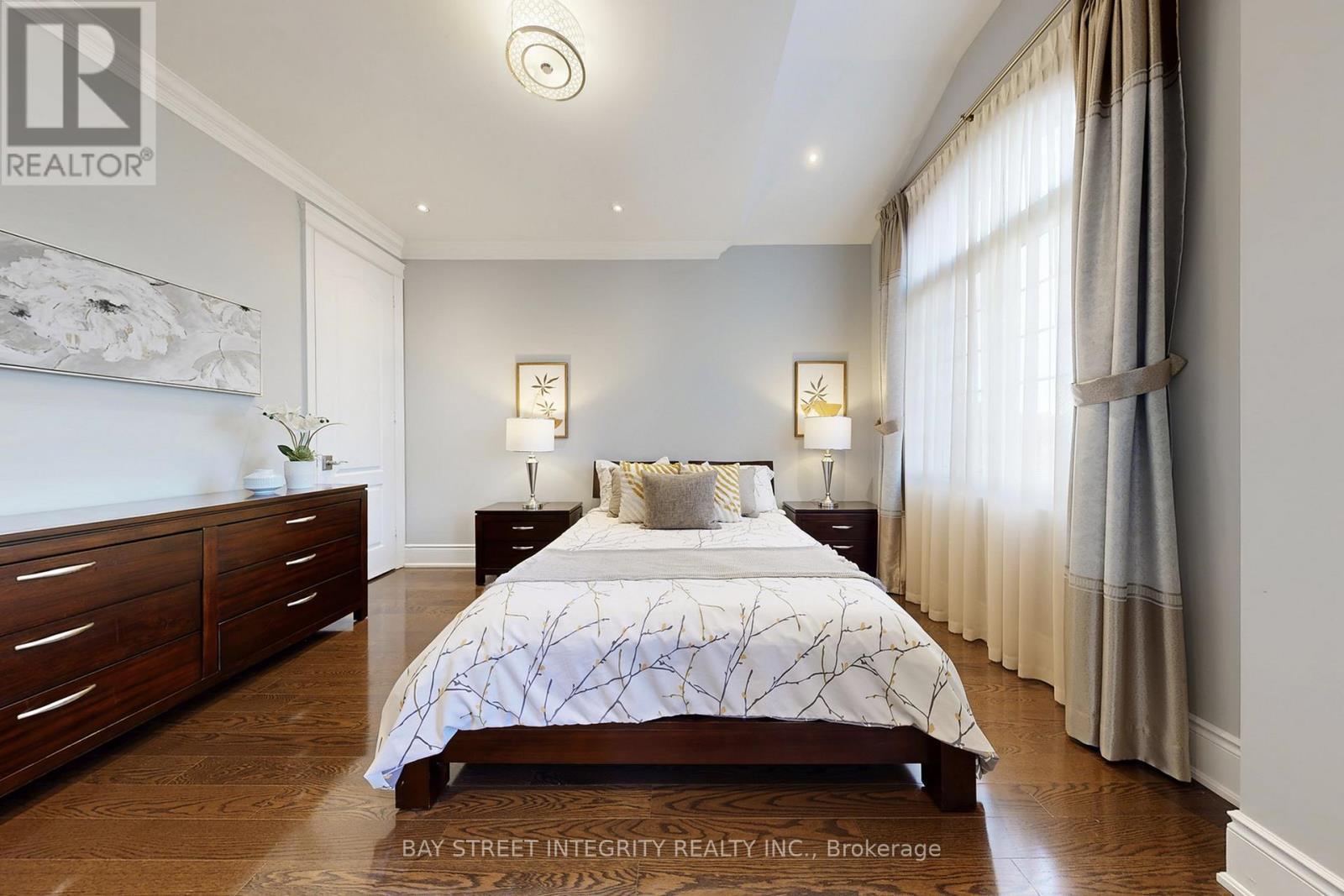 170 Crane Street, Aurora, ON - Indoor Photo Showing Bedroom