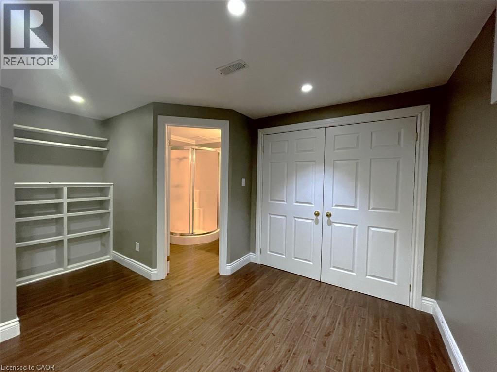 443 Lausanne Crescent, Waterloo, ON - Indoor Photo Showing Other Room