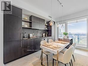 4211 - 197 Yonge Street, Toronto, ON - Indoor Photo Showing Dining Room