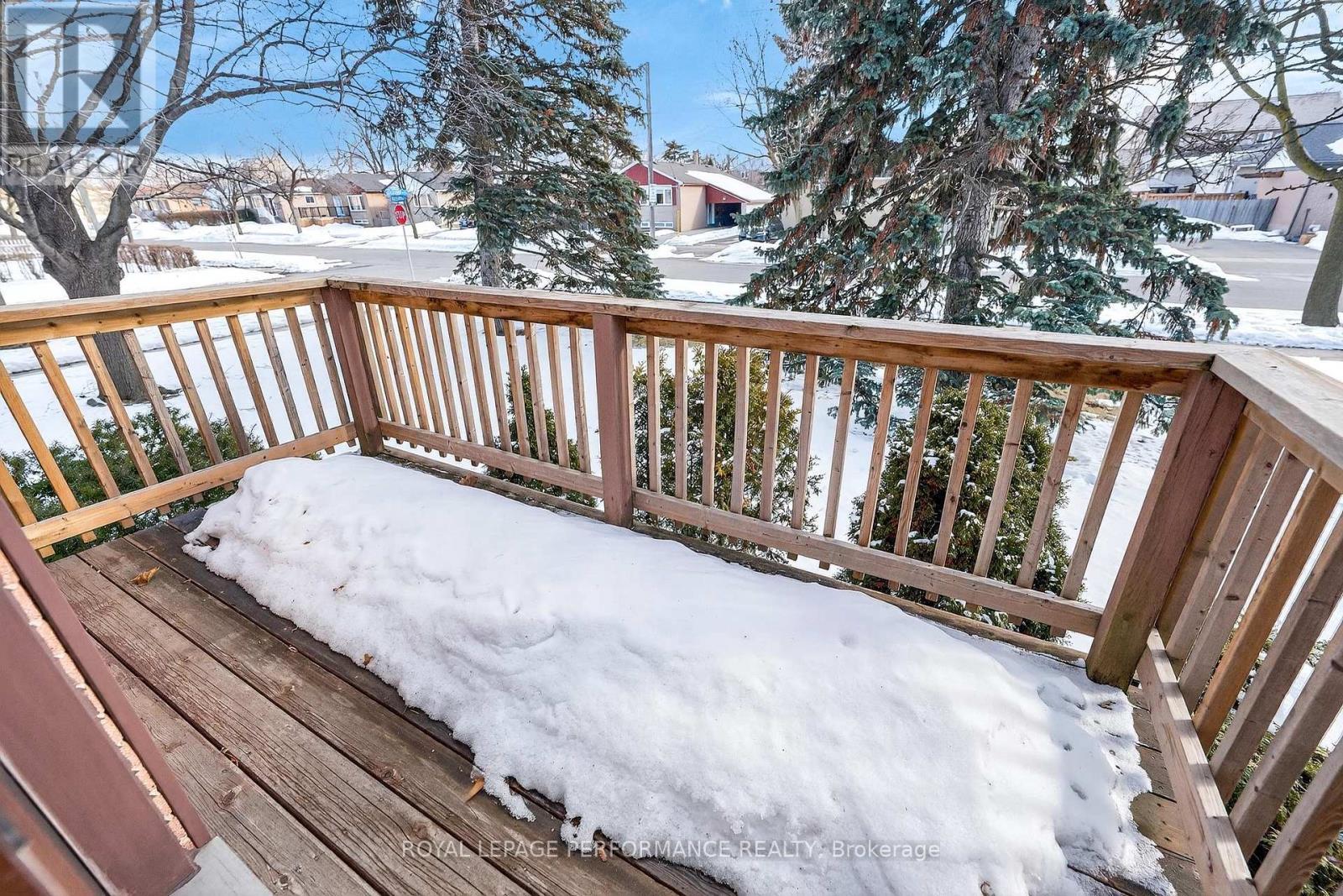 2 Littlewood Crescent, Toronto (Eringate-Centennial-West Deane), ON - Outdoor