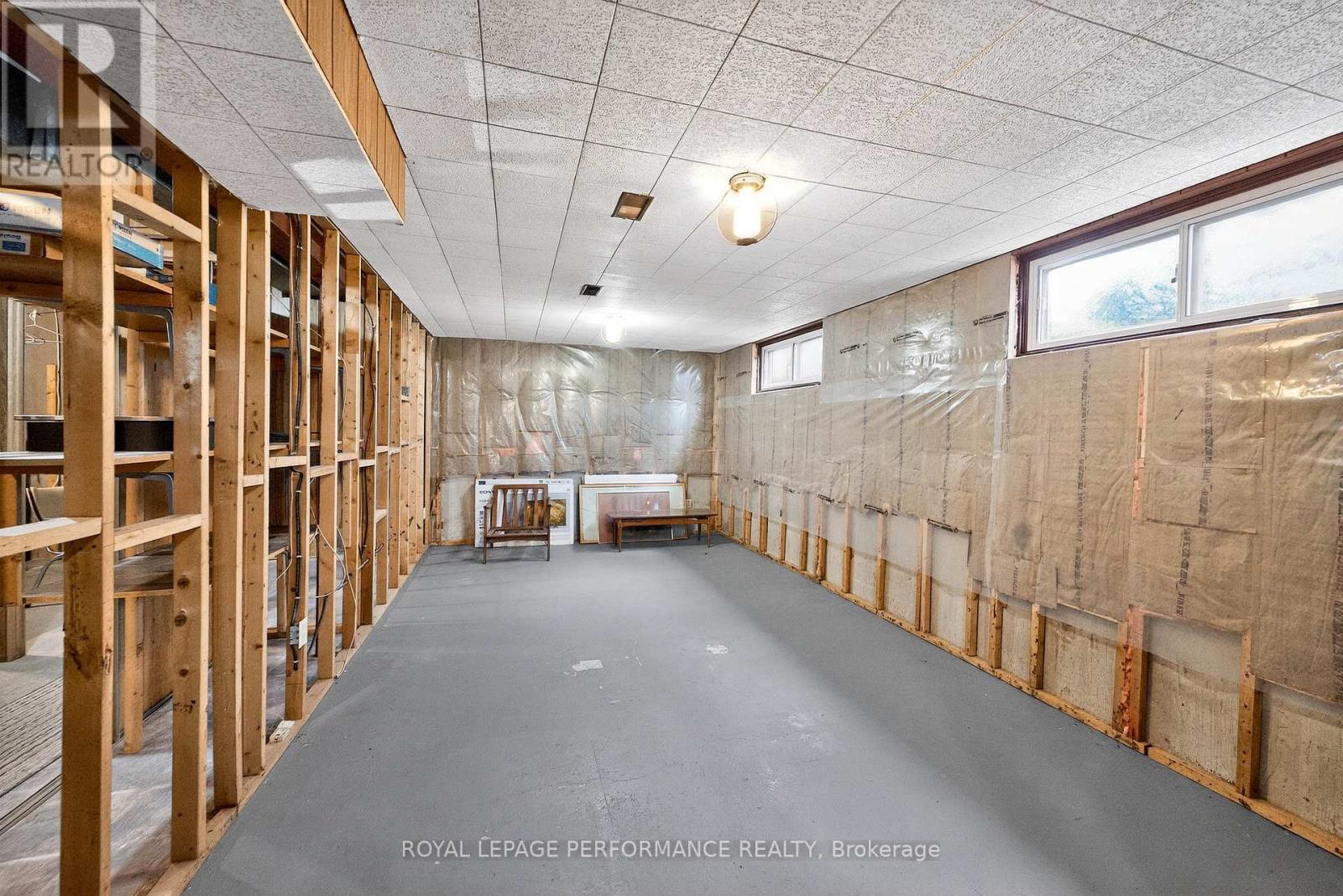 2 Littlewood Crescent, Toronto (Eringate-Centennial-West Deane), ON - Indoor