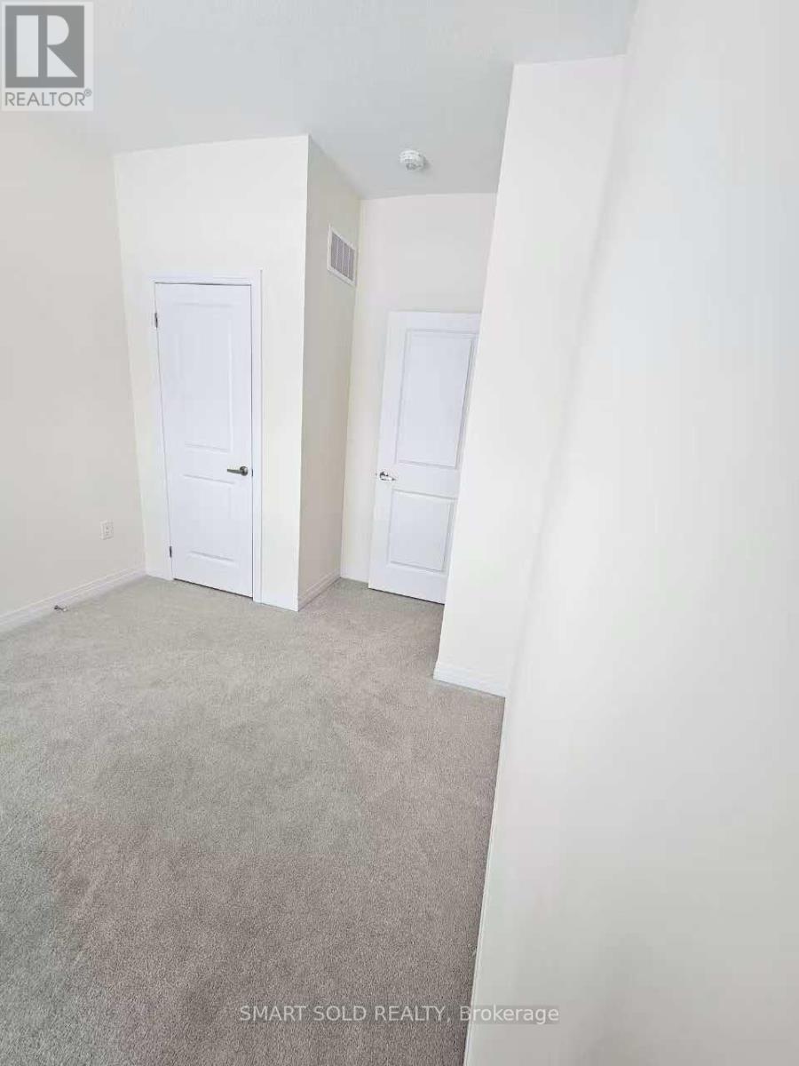 23 Millman Lane, Richmond Hill, ON - Indoor Photo Showing Other Room