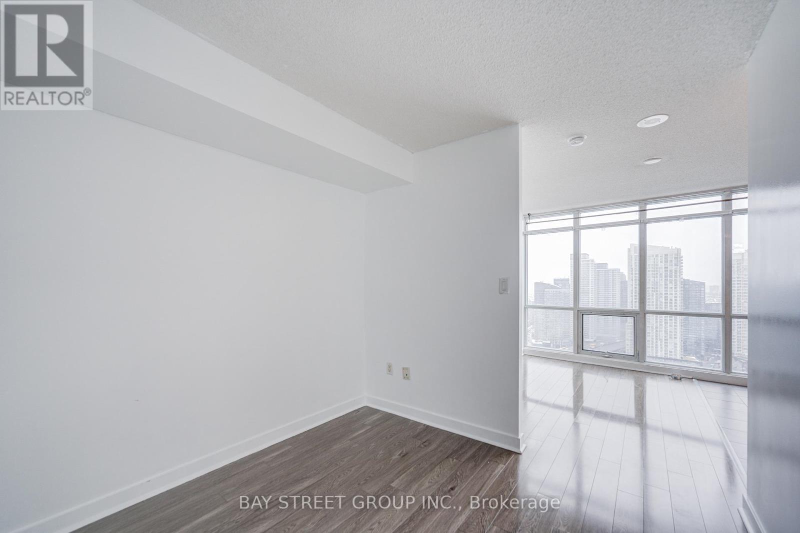 3716 - 11 Brunel Court, Toronto, ON - Indoor Photo Showing Other Room