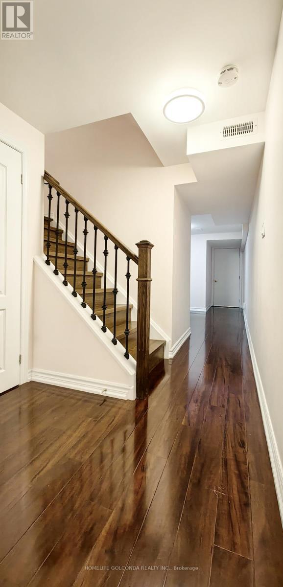 21 Chokecherry Crescent, Markham, ON - Indoor Photo Showing Other Room