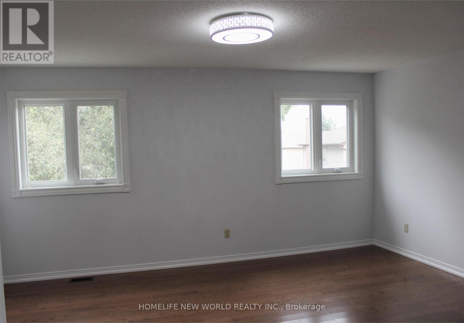 328 Port Royal Trail, Toronto, ON - Indoor Photo Showing Other Room