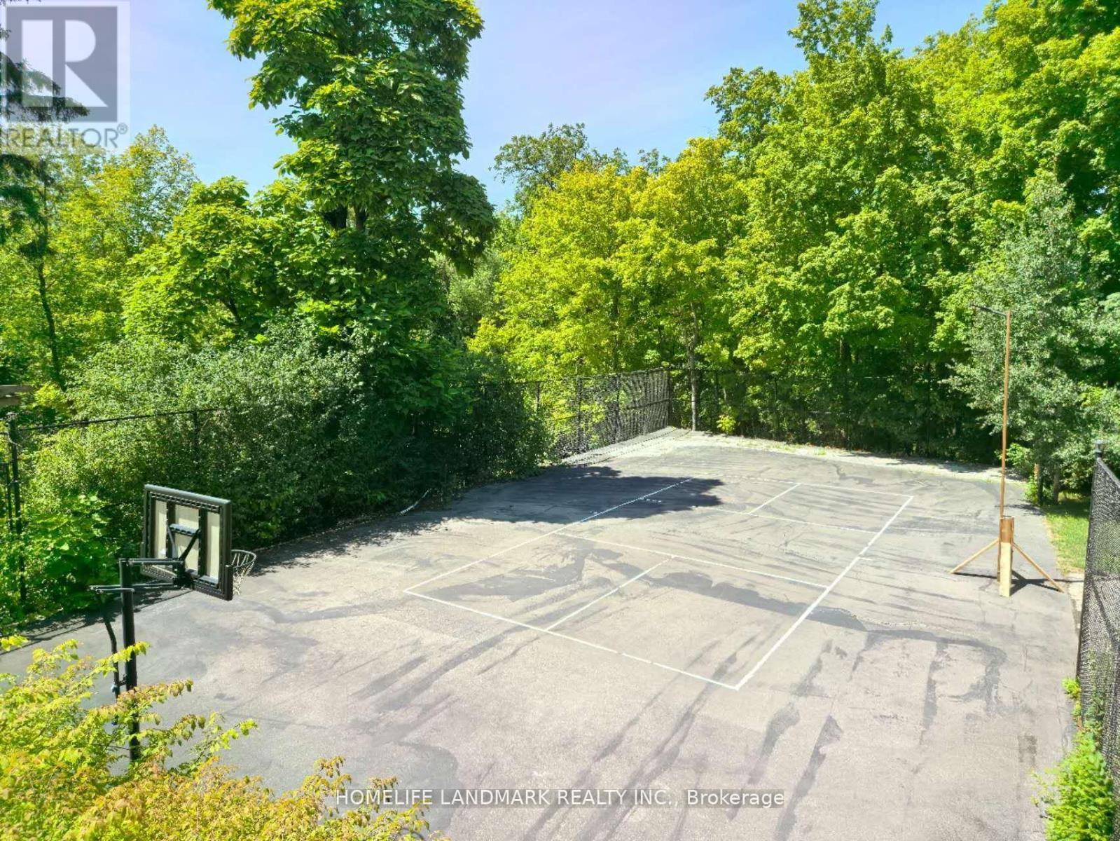 42 Maryvale Crescent, Richmond Hill, ON - Outdoor