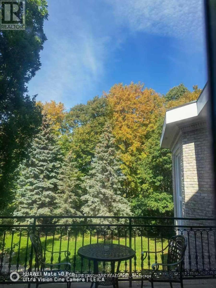 42 Maryvale Crescent, Richmond Hill, ON - Outdoor