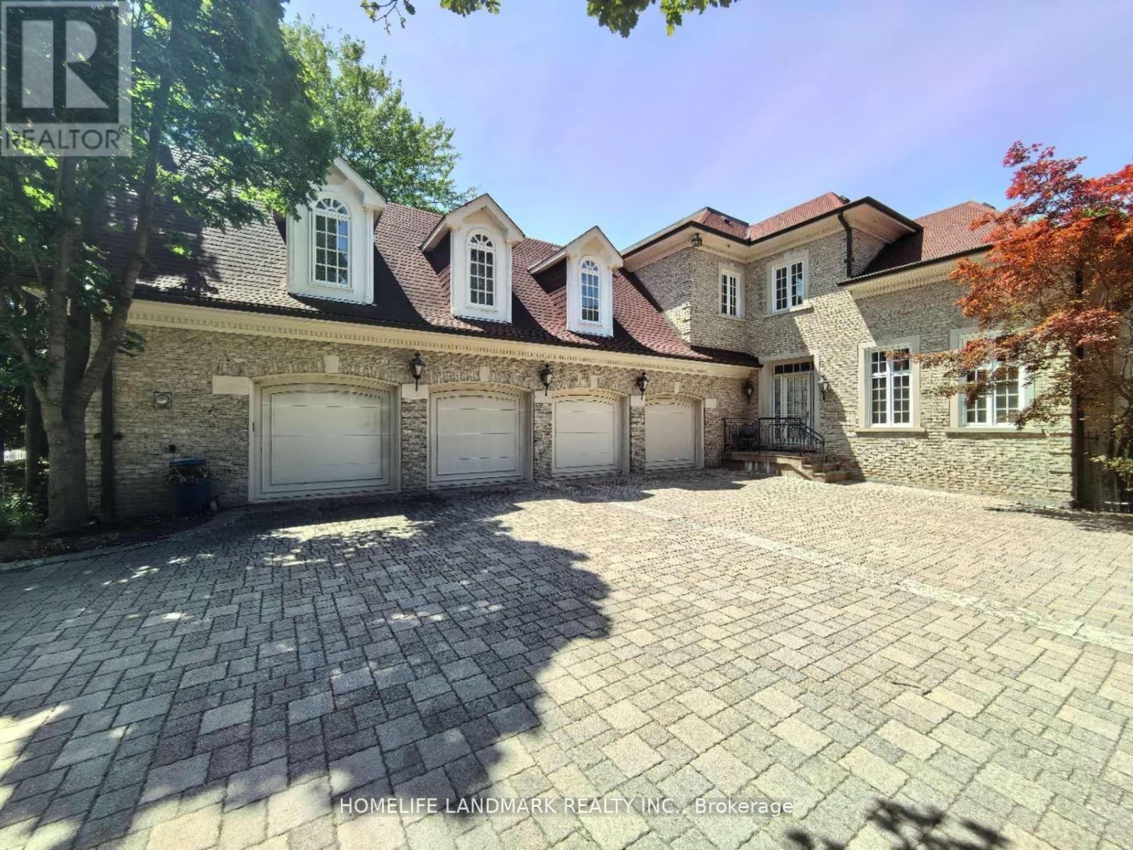 42 Maryvale Crescent, Richmond Hill, ON - Outdoor With Facade