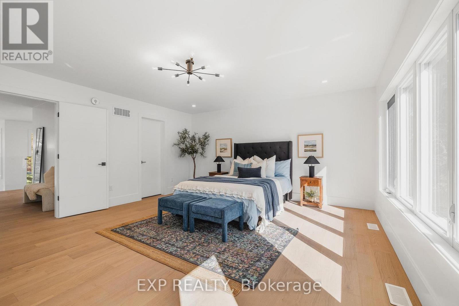 1060 Walton Avenue, North Perth, ON - Indoor Photo Showing Bedroom