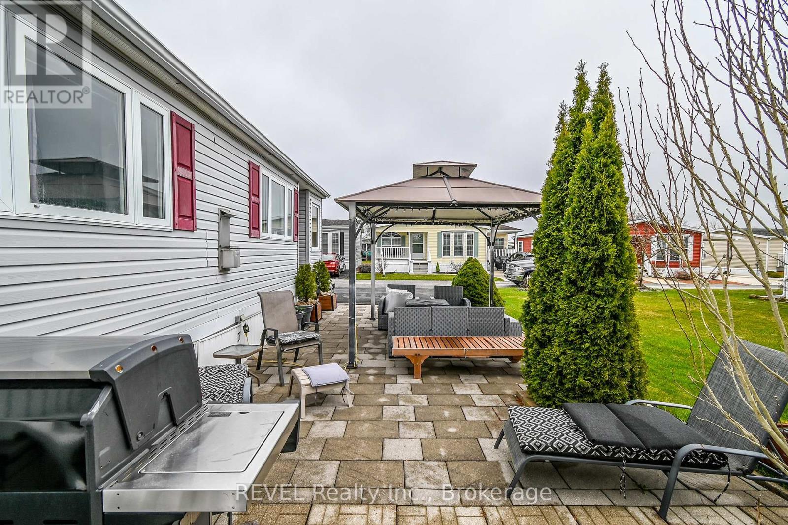 115 - 3033 Townline Road, Fort Erie (Black Creek), ON - Outdoor With Deck Patio Veranda