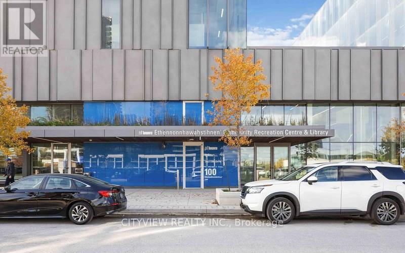 1009 - 72 Esther Shiner Boulevard, Toronto, ON -