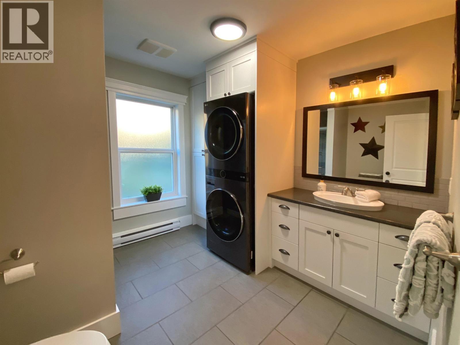 2129 Graham Avenue, Prince Rupert, BC - Indoor Photo Showing Laundry Room