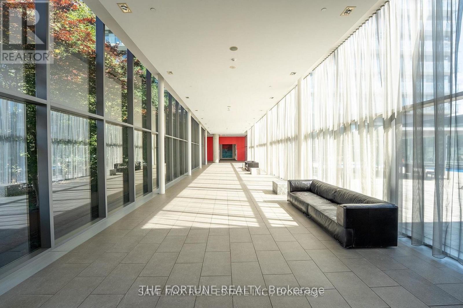 1712 - 103 The Queensway, Toronto, ON - Indoor Photo Showing Other Room