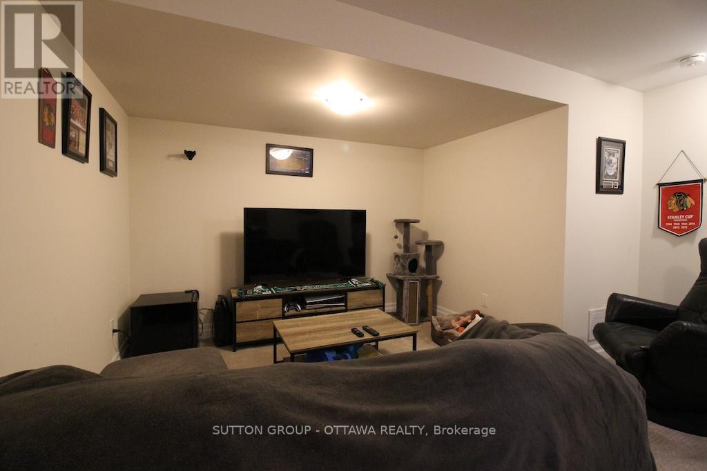 303 Rue De L Etang Street, Clarence-Rockland, ON - Indoor