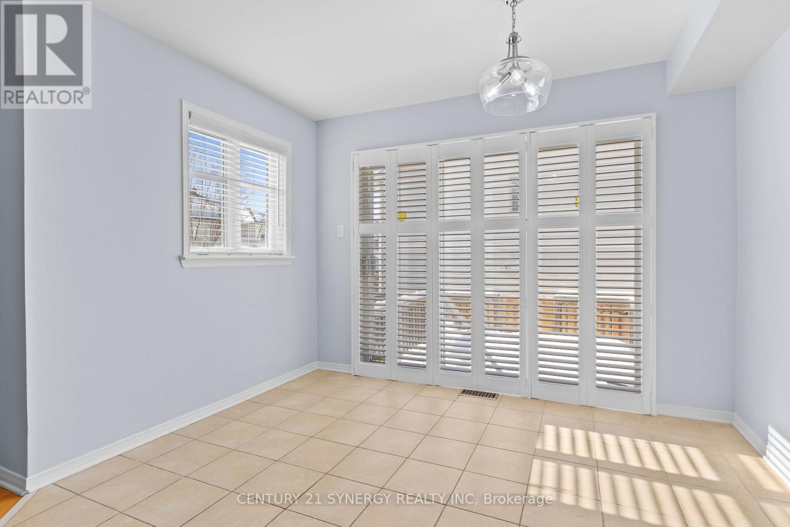 Eat-In Kitchen Area - 437 Claridge Drive, Ottawa, ON - Indoor Photo Showing Other Room