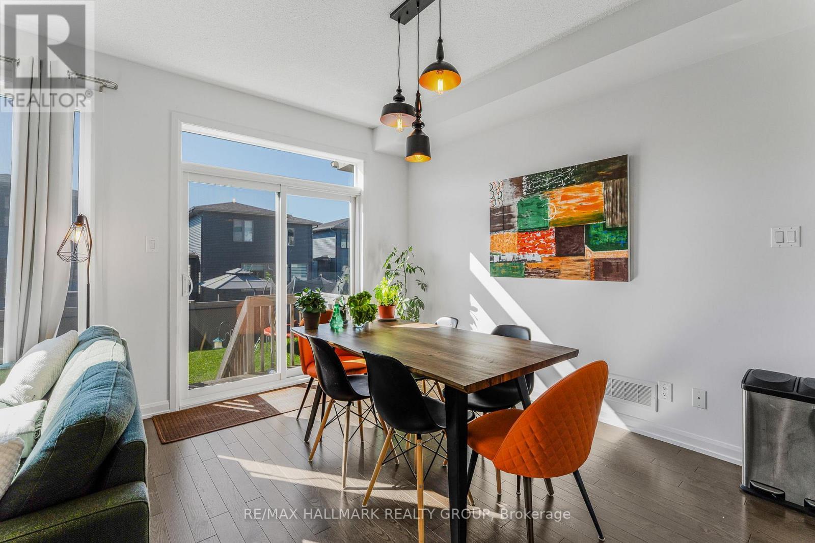 132 Turquoise Street, Clarence-Rockland, ON - Indoor Photo Showing Dining Room