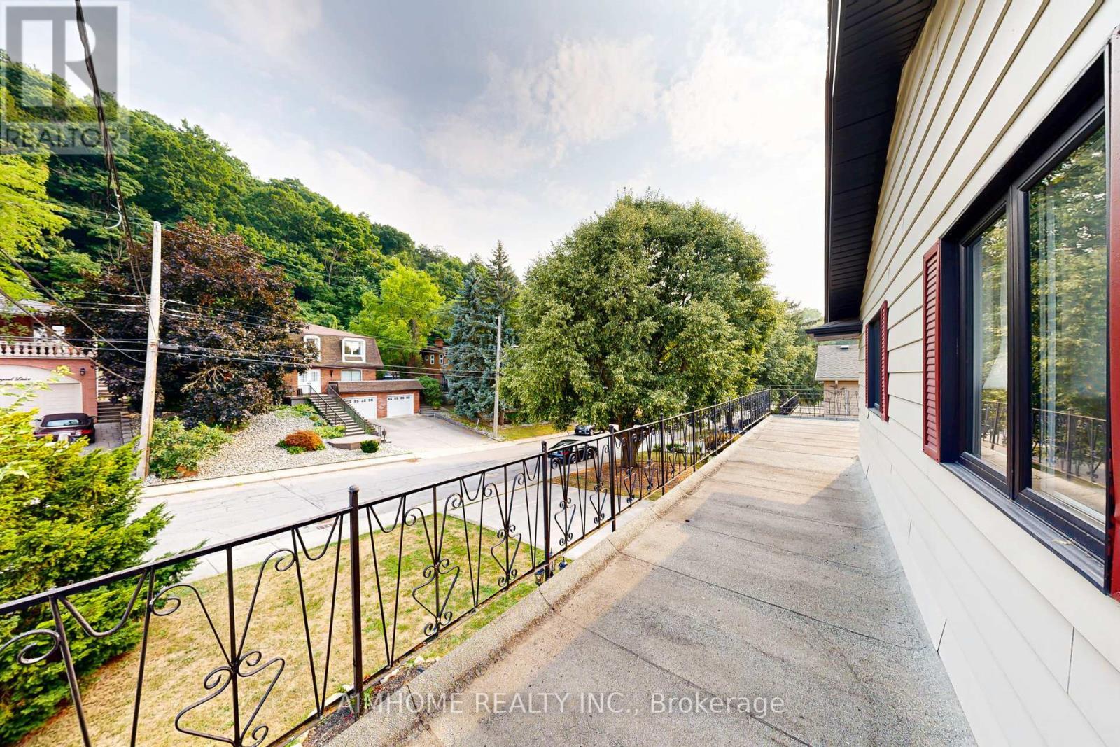 Niagara Escarpment View from the Terrace - 23 Hildegard Drive, Hamilton, ON - Outdoor