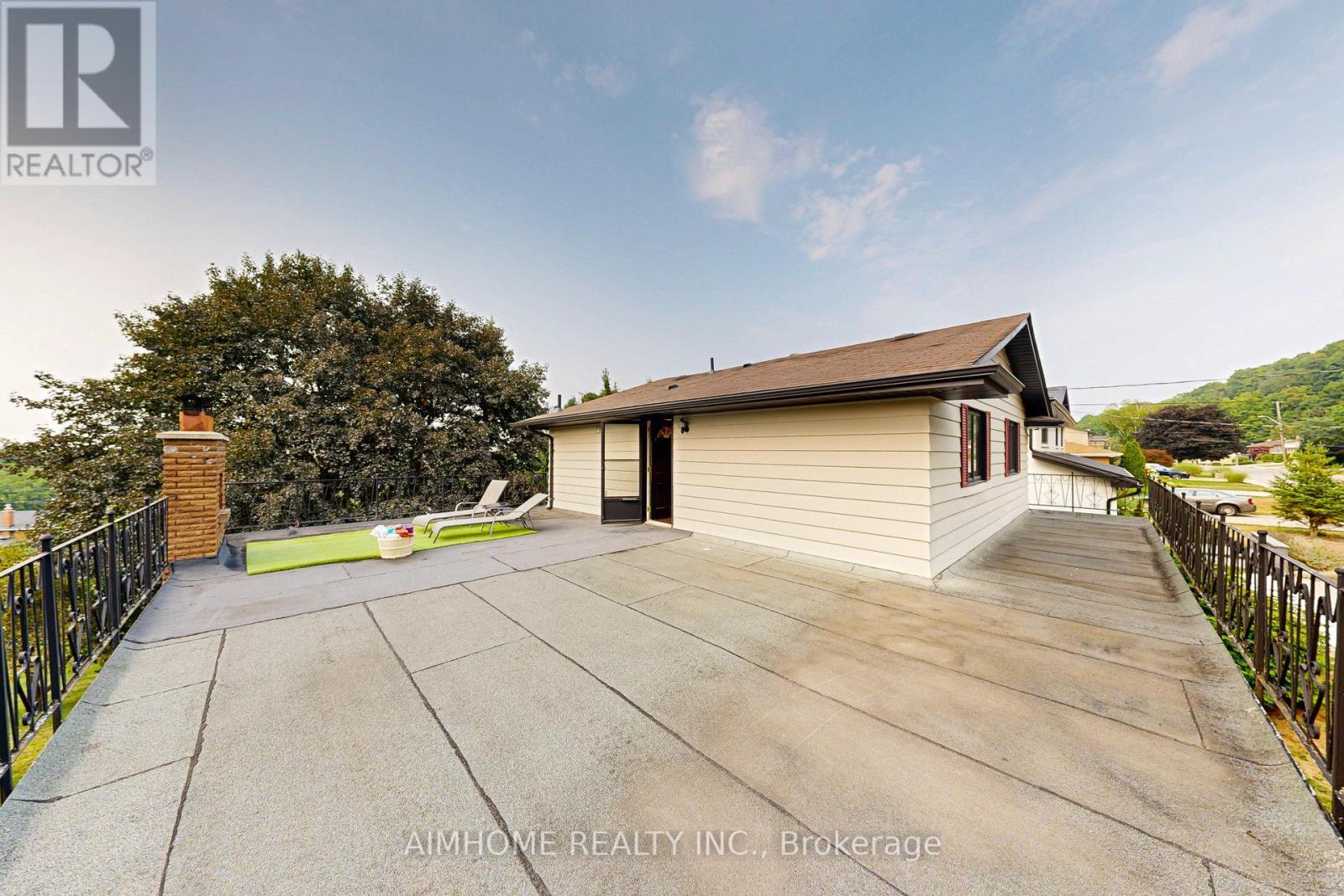 Second Floor Terrace - 23 Hildegard Drive, Hamilton, ON - Outdoor With Exterior