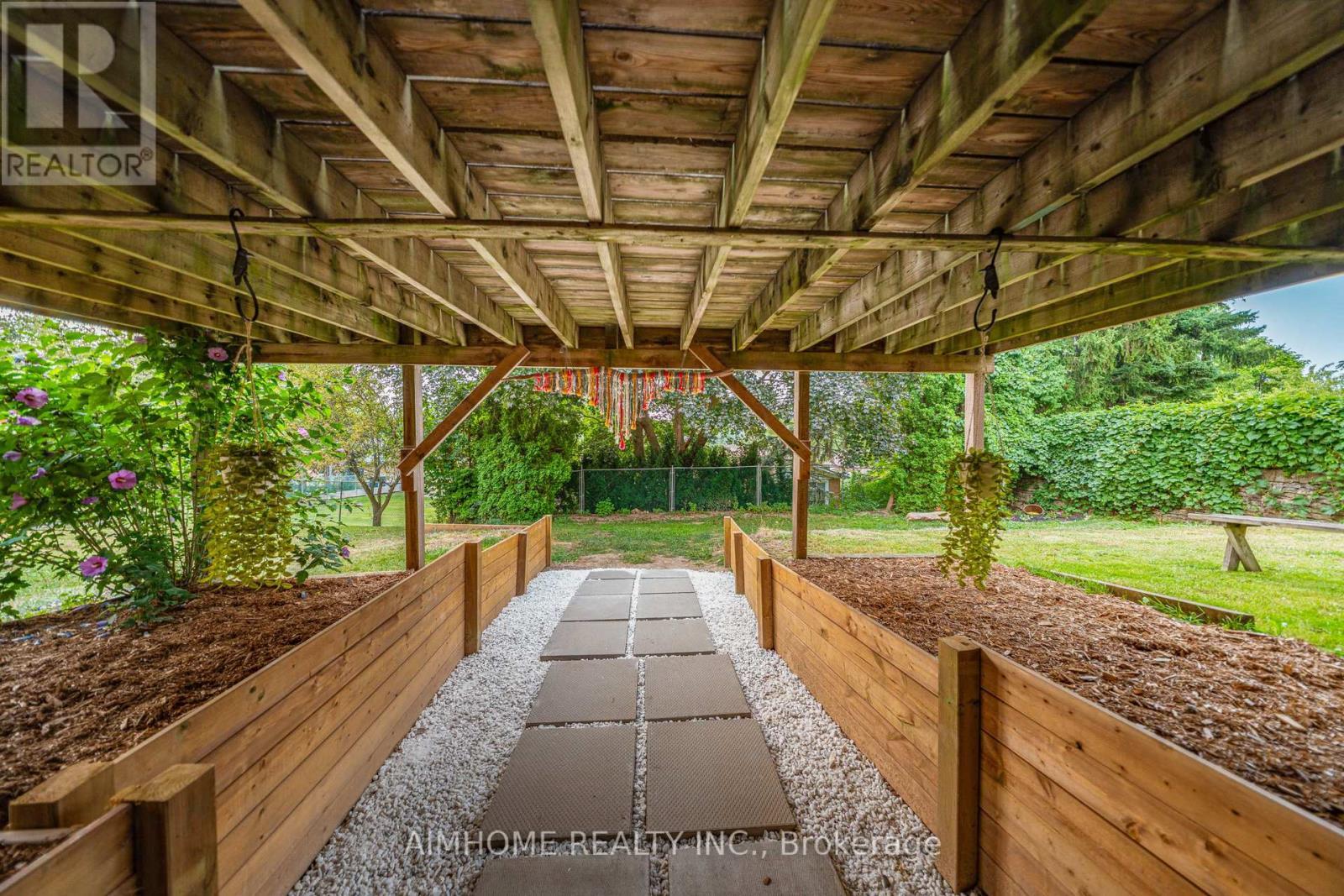 Basement Walk-out - 23 Hildegard Drive, Hamilton, ON - Outdoor