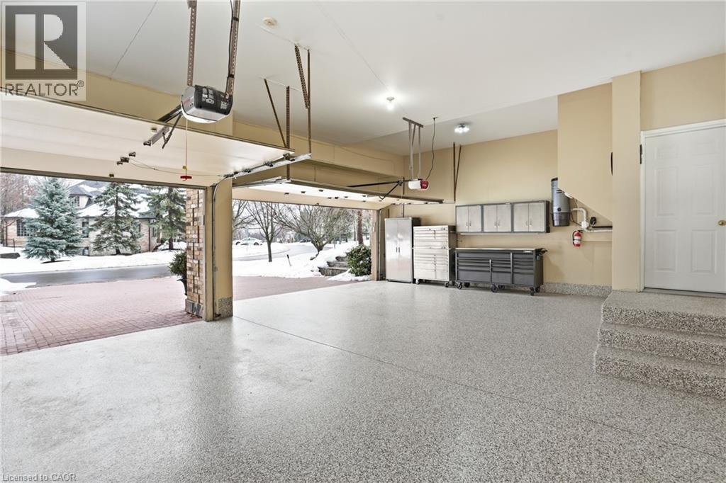 1121 Forestvale Drive, Burlington, ON - Indoor