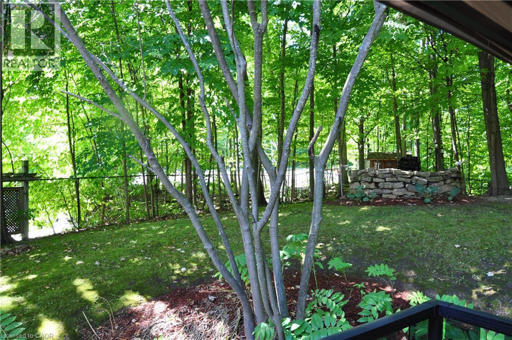 1121 Forestvale Drive, Burlington, ON - Outdoor