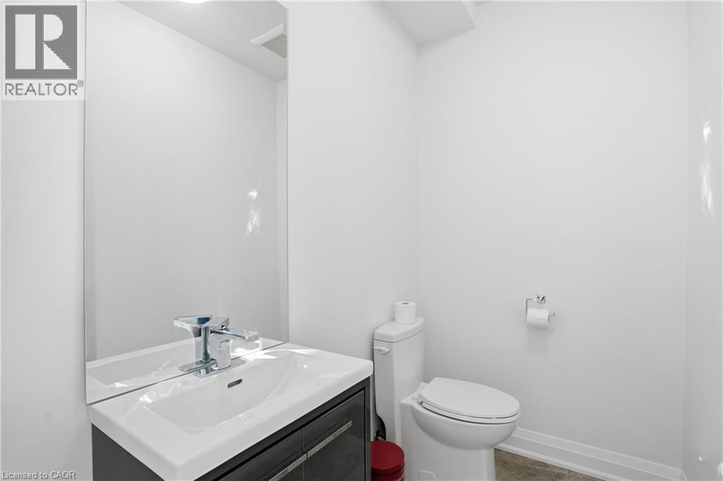 36 Windermere Road, Hamilton, ON - Indoor Photo Showing Bathroom